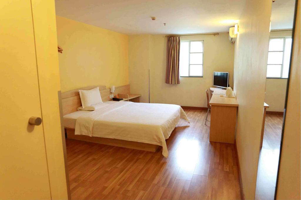 7Days Inn Shanghai Railway Station 外观 照片